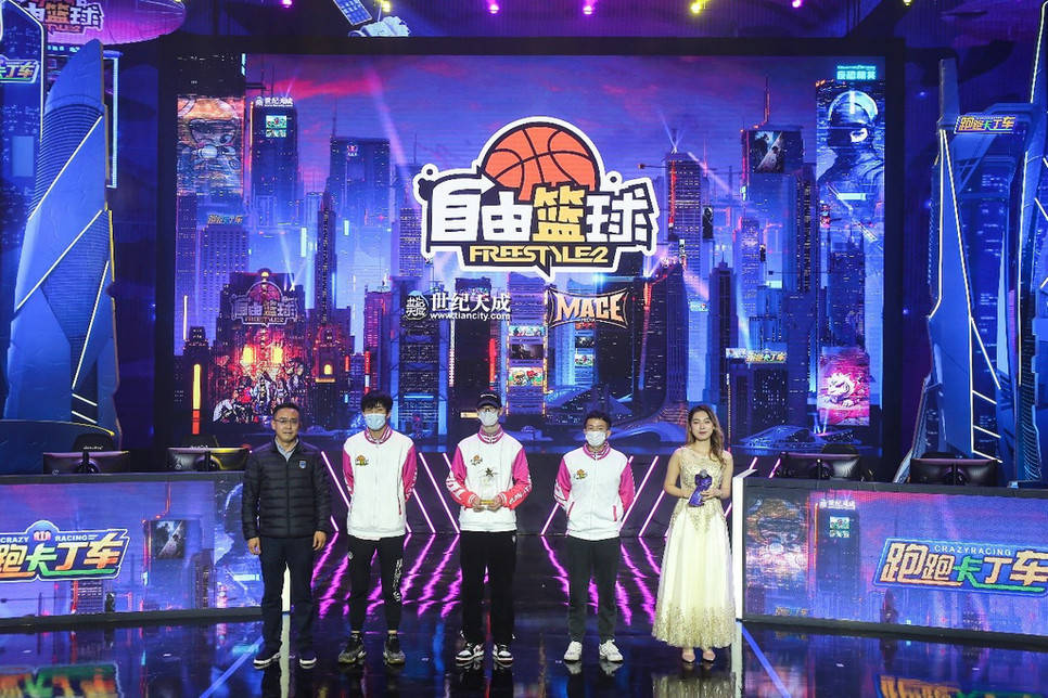 包含争夺冠军宝座，欧洲豪强展现无尽实力的词条