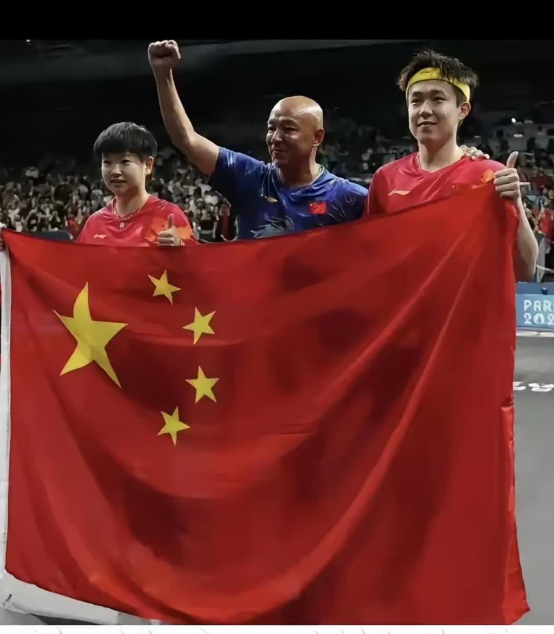 比赛过程中各队球员展现了顽强的斗志